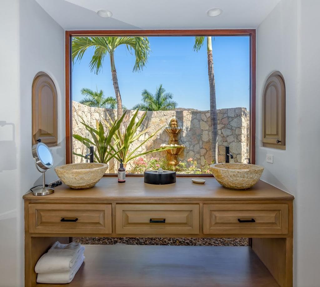 {{PROPERTY TYPE — e.g. 2BR villa}}